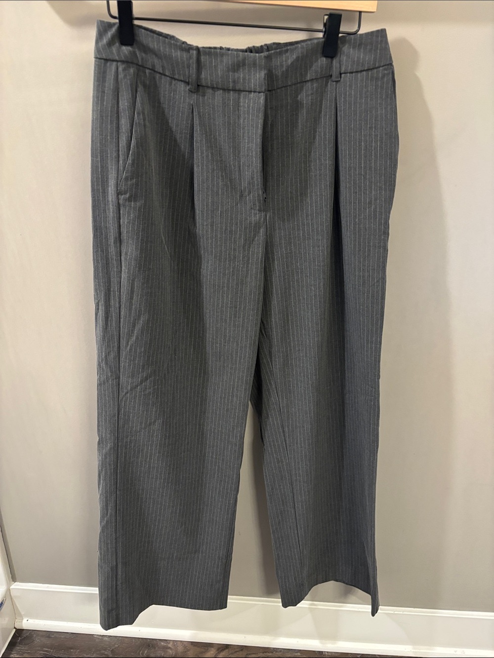 Old Navy Gray Pinstripe Extra High Rise Taylor Pants